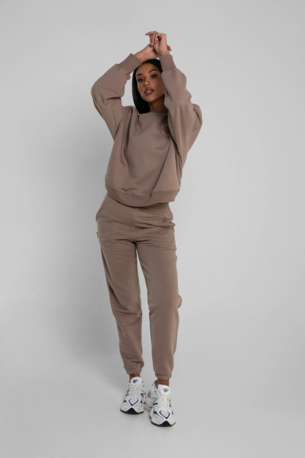 Spodnie dresowe joggery - mokka 2
