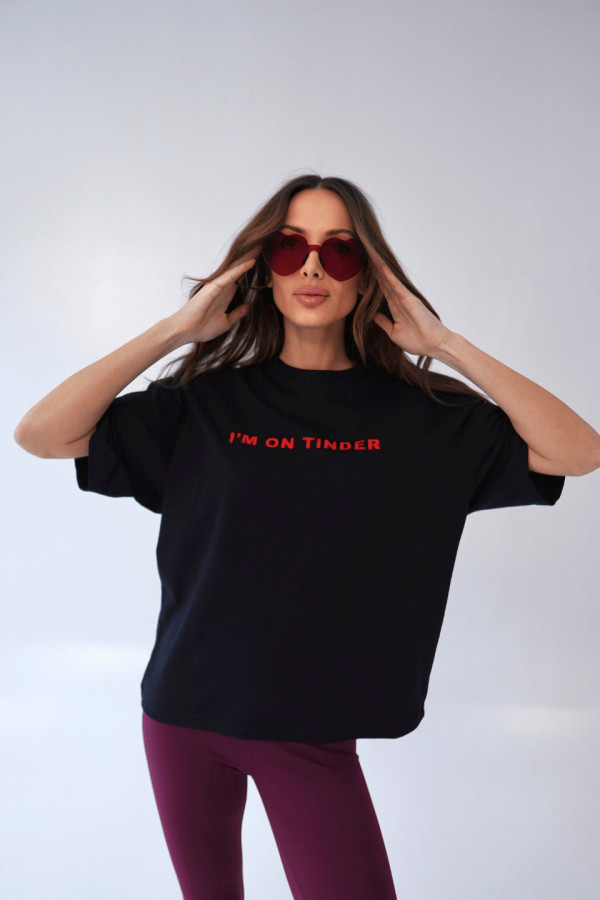 T-shirt bawełniany oversize TINDER - czarny