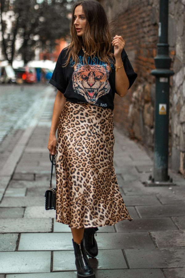 T-shirt oversize ROAR - czarny 6