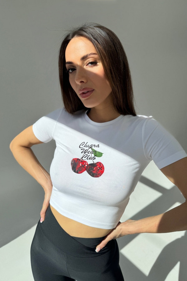 Krótki dopasowany t-shirt nadruk CHERRY - biały