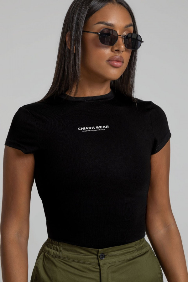 Krótki dopasowany t-shirt typu motylek nadruk CHIARA - czarny 1
