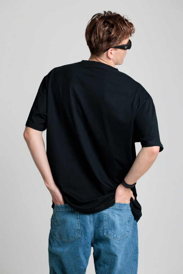 T-shirt bawełniany oversize BOYFRIEND SNEAKY - czarny 1